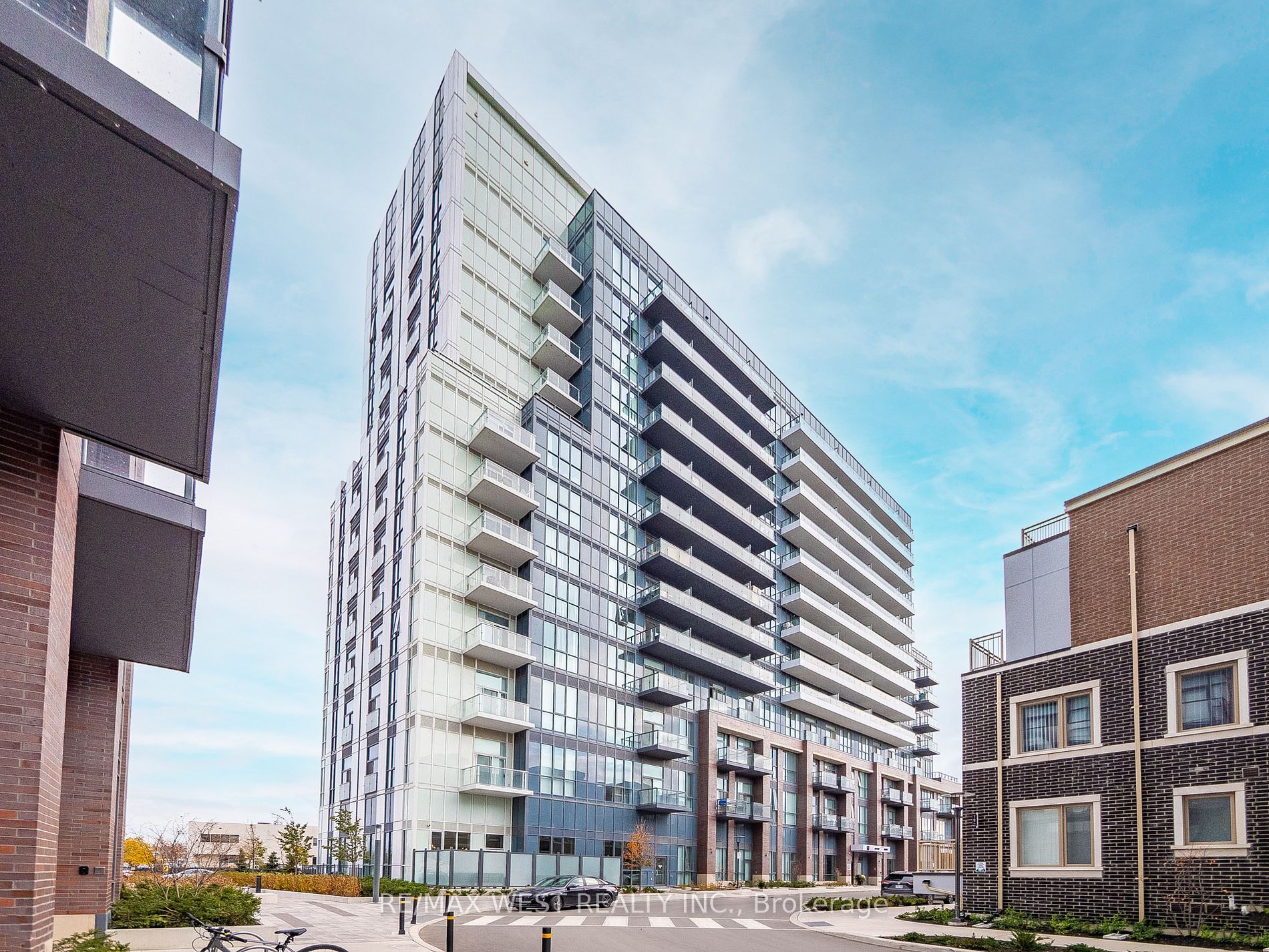 Vaughan Condo Sold At 60 Honeycrisp Crescent in16 Days! Vaughan, Ontario