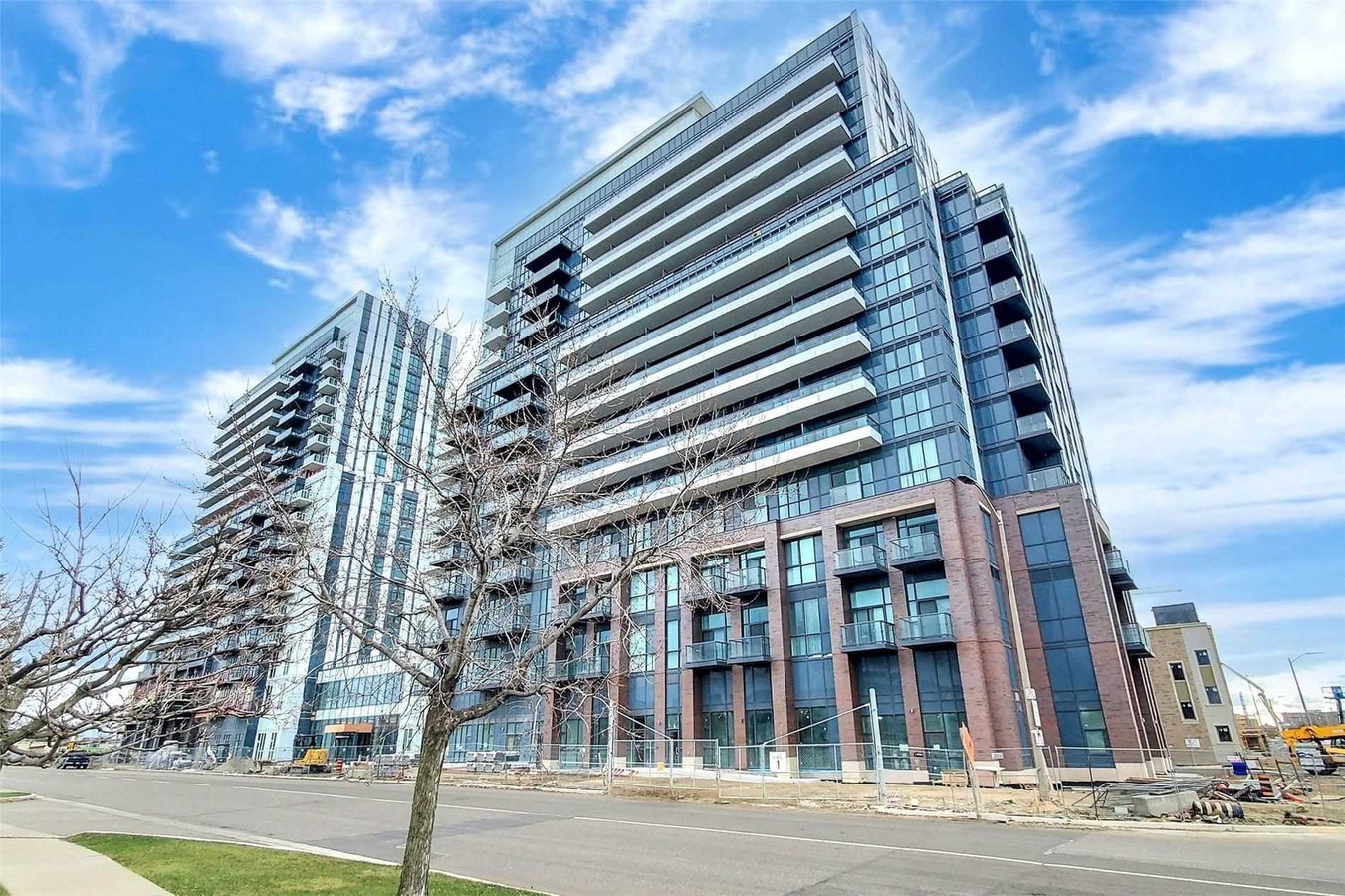 Condo Sold At 10 Honeycrisp CRES in Vaughan, Ontario